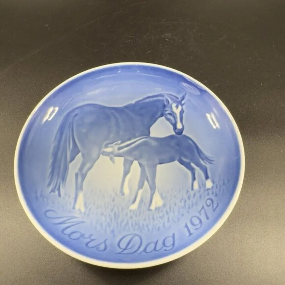 1972 Bing & Grondahl‎ Plate Mothers Day Horse Mors Dag Denmark Dish Plate Round